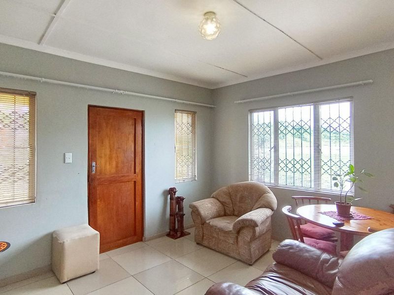 4-bedroom house for sale - Photo 2