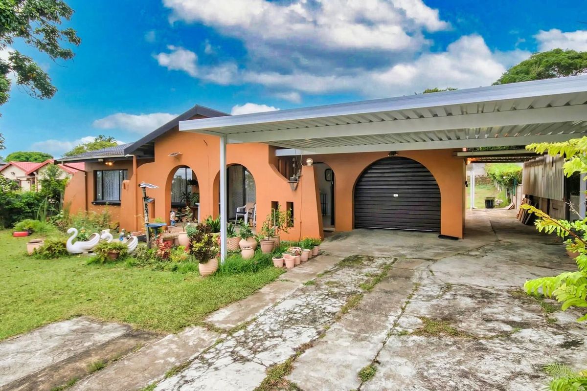 House For Sale in Oslo Beach, Port Shepstone, KwaZulu Natal - Photo 2