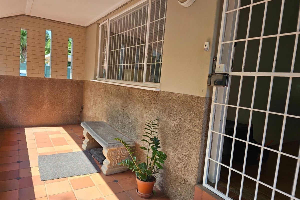 Offices To Rent in Durban North, Durban, KwaZulu Natal - Photo 3