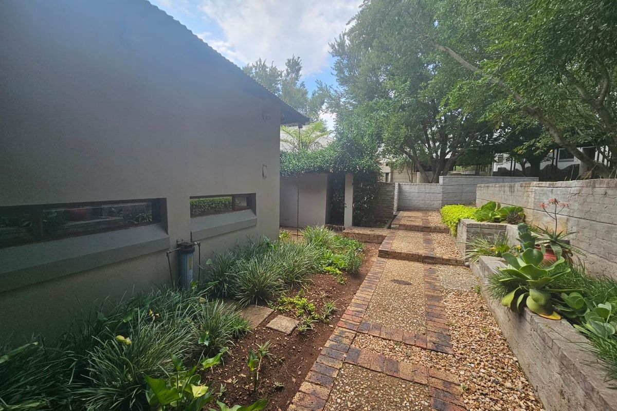 PRIME RIVERSIDE INVESTMENT OPPORTUNITY - EGWENI RIVER LODGE, PARYS - Photo 2