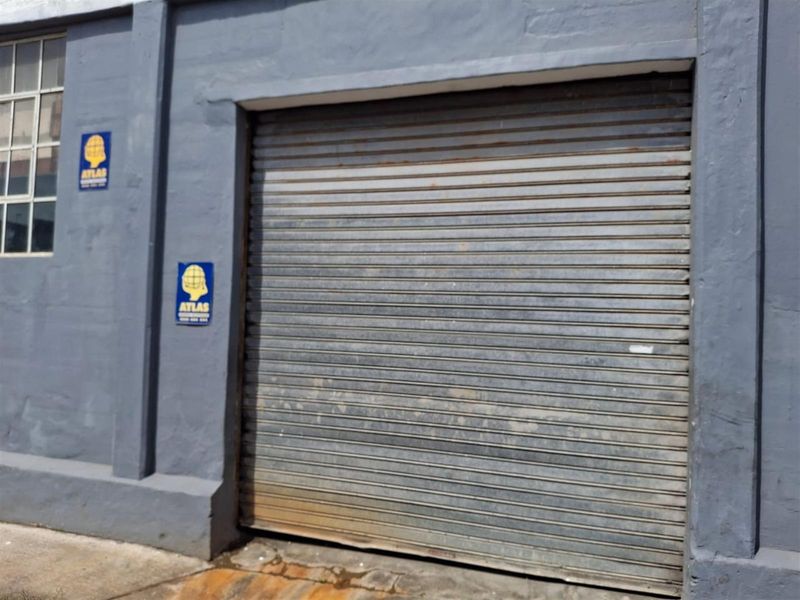 Spacious 260m2 Industrial Unit with 3 Phase Power | Excellent Access - Photo 7