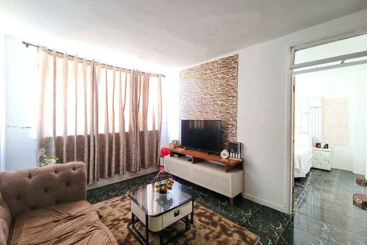 1 Bedroom unit for sale in South Beach - Photo 4