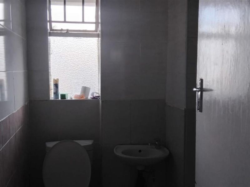 Apartment For Sale in Pietermaritzburg Central, Pietermaritzburg, KwaZulu Natal - Photo 9