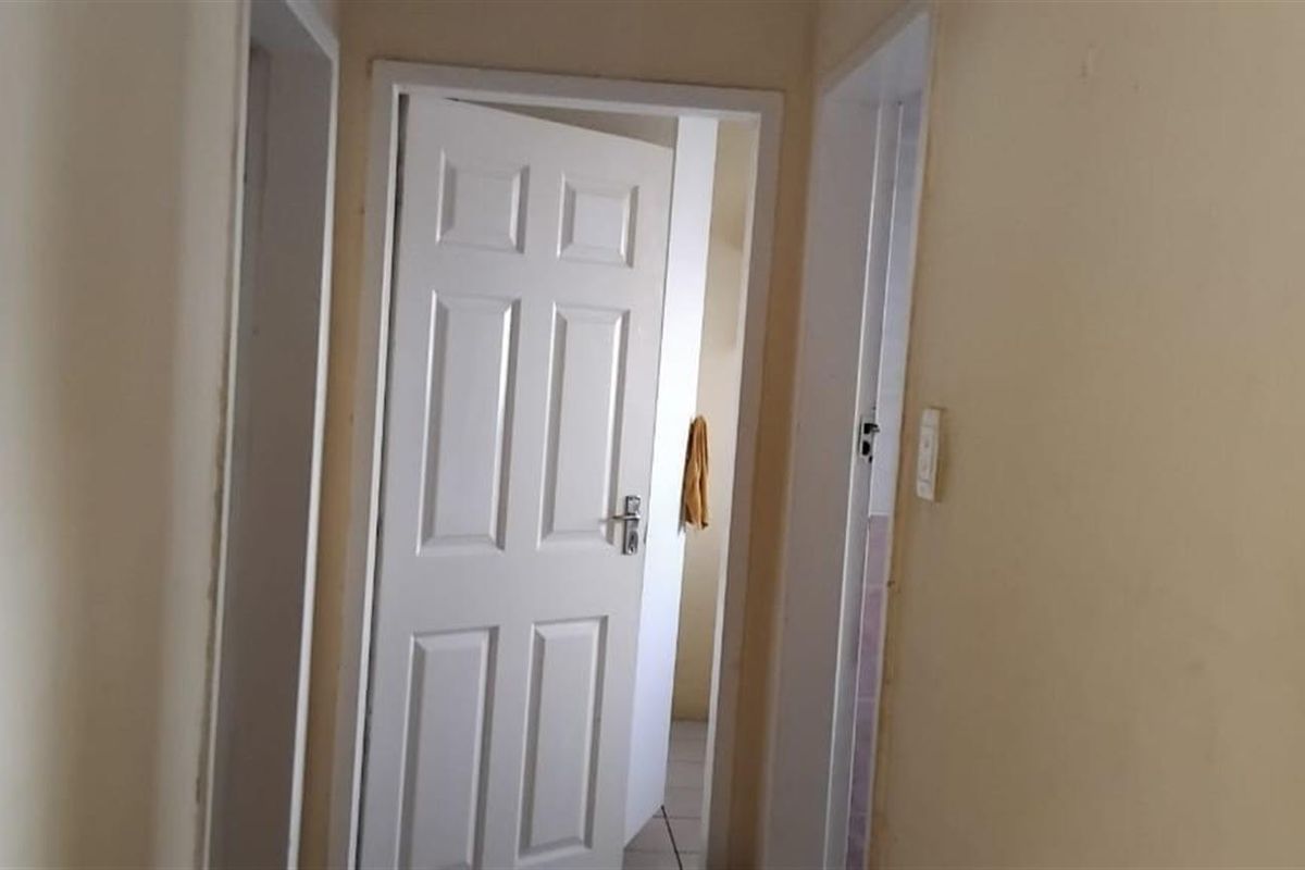 Apartment For Sale in Pietermaritzburg Central, Pietermaritzburg, KwaZulu Natal - Photo 3