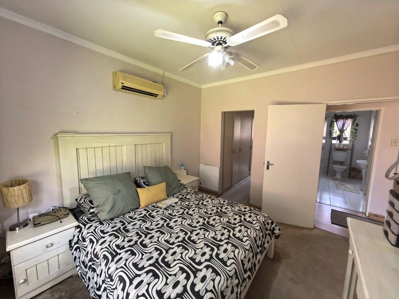 The Ultimate "Lock-Up-and-Go" Full Title Sanctuary: Secure and Sustainable - Photo 10