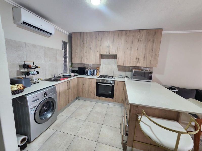 Apartment For Sale in Stonehenge Ext 1, Stonehenge, Nelspruit - Photo 5