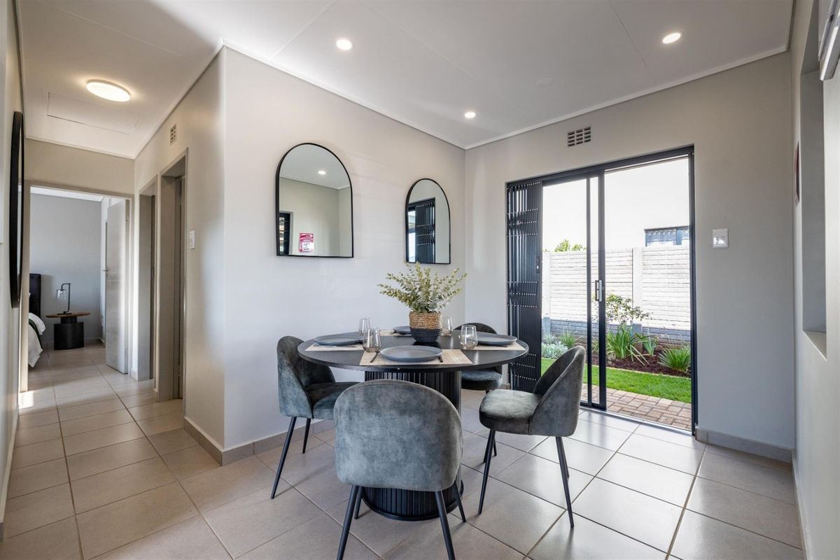 Comfortable 3-Bedroom Home to Rent in 24-Hour Security Leopards Rest Estate - Photo 4