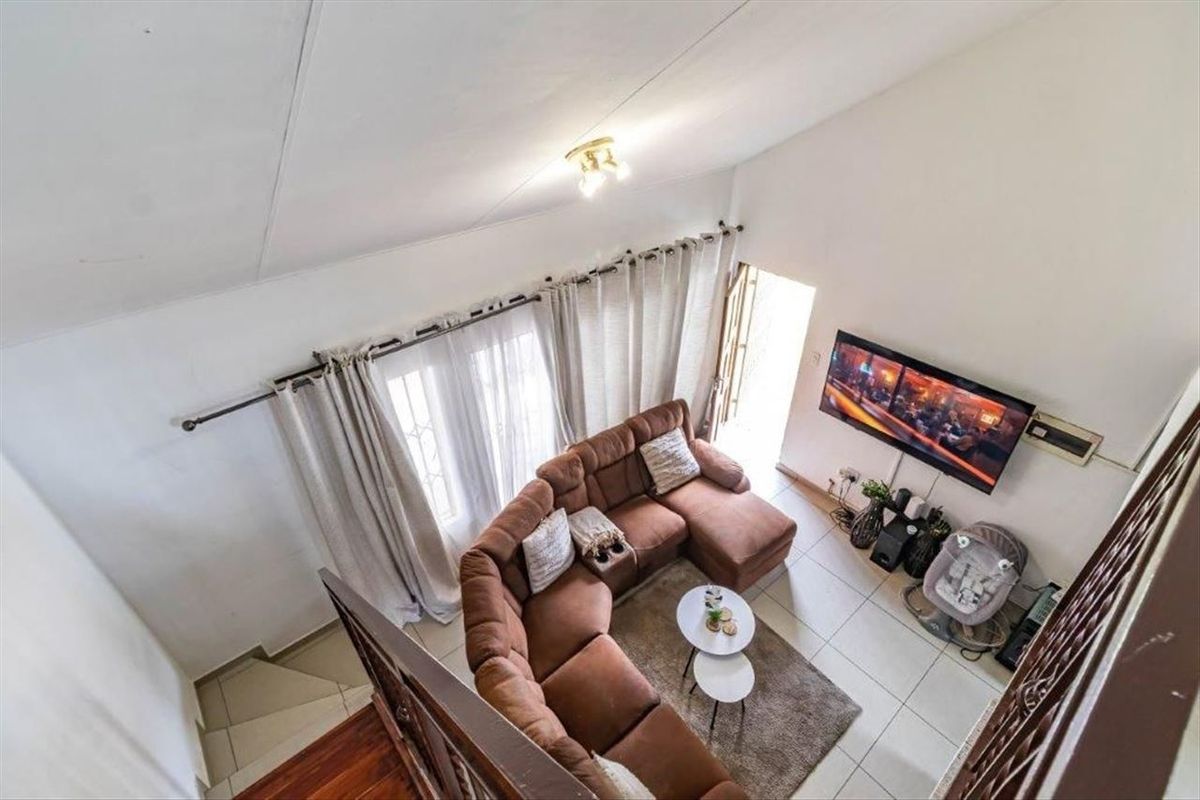 Cluster House For Sale in Terenure, Kempton Park - Photo 4