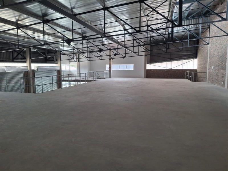 Modern 340m2 Warehouse Facility to Lease in Fairview | Prime Industrial Node - Photo 4