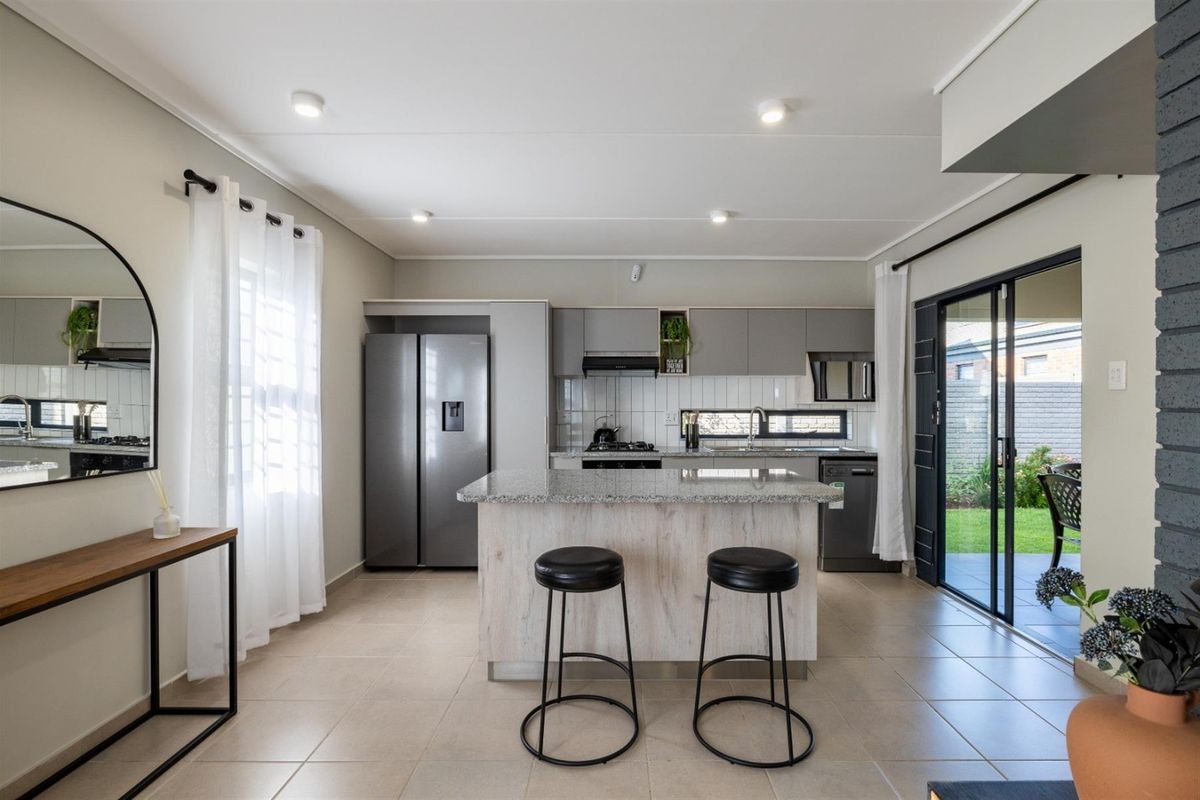 House To Rent in Leopard's Rest Security Estate, Albertsdal, Alberton - Photo 4