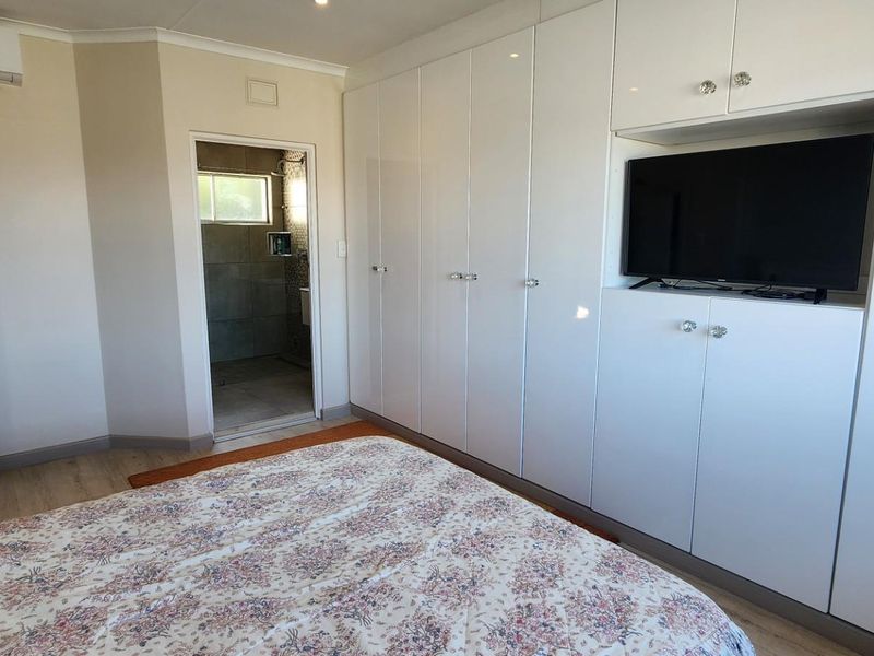 Duplex To Rent in Umhlanga, KwaZulu Natal - Photo 10