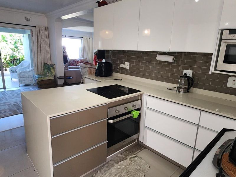 Duplex To Rent in Umhlanga, KwaZulu Natal - Photo 8