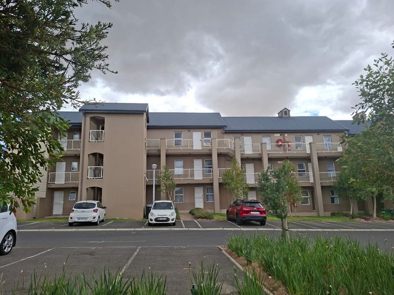 Apartment For Sale in Buh Rein Estate, Kraaifontein - Photo 1