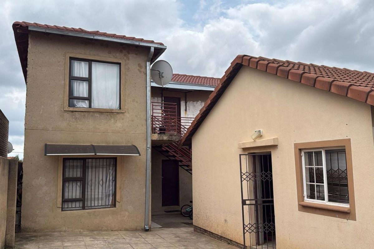 House For Sale in Cosmo City Ext 7, Roodepoort - Photo 2
