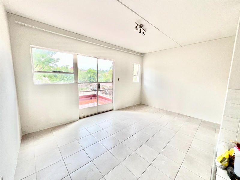 Affordable 2 Bedroom Apartment - Photo 6