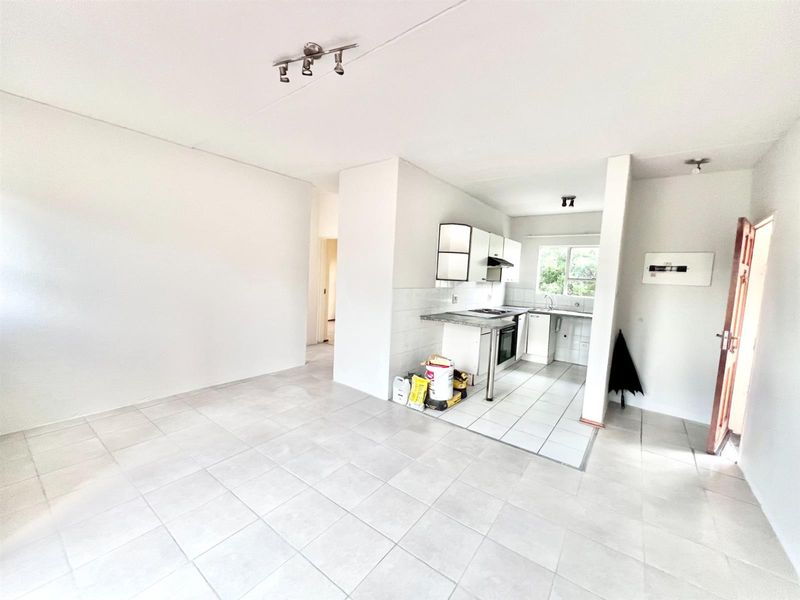 Affordable 2 Bedroom Apartment - Photo 2