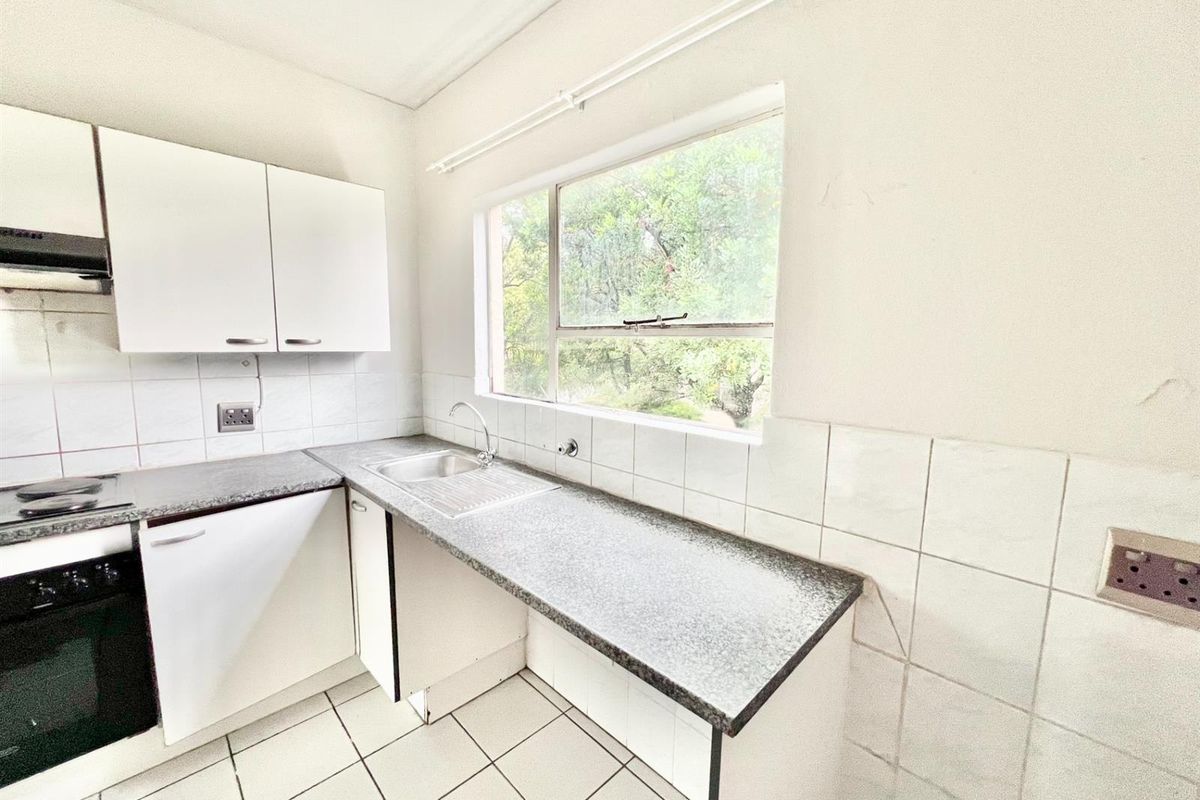 Affordable 2 Bedroom Apartment - Photo 5