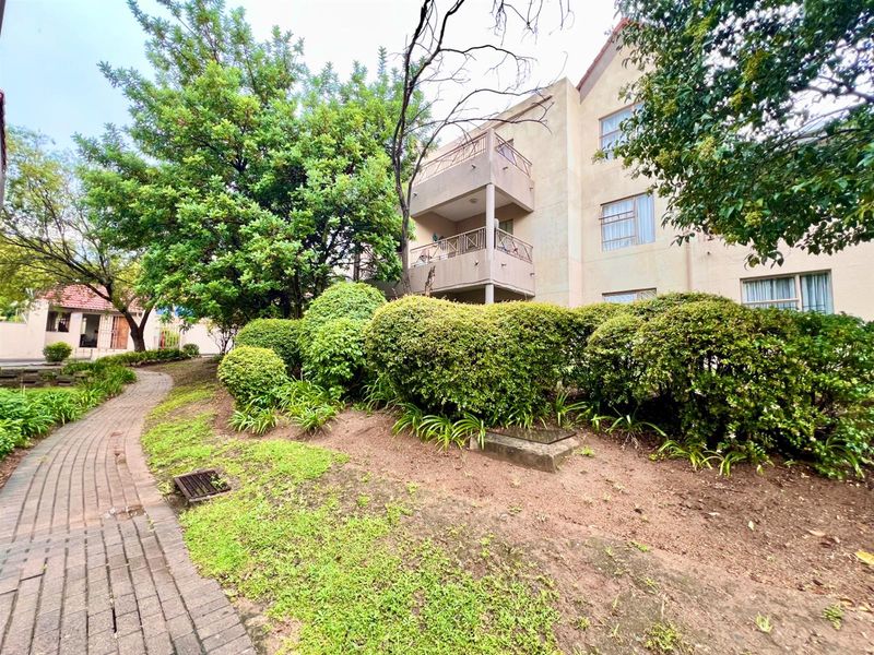 Affordable 2 Bedroom Apartment - Photo 3