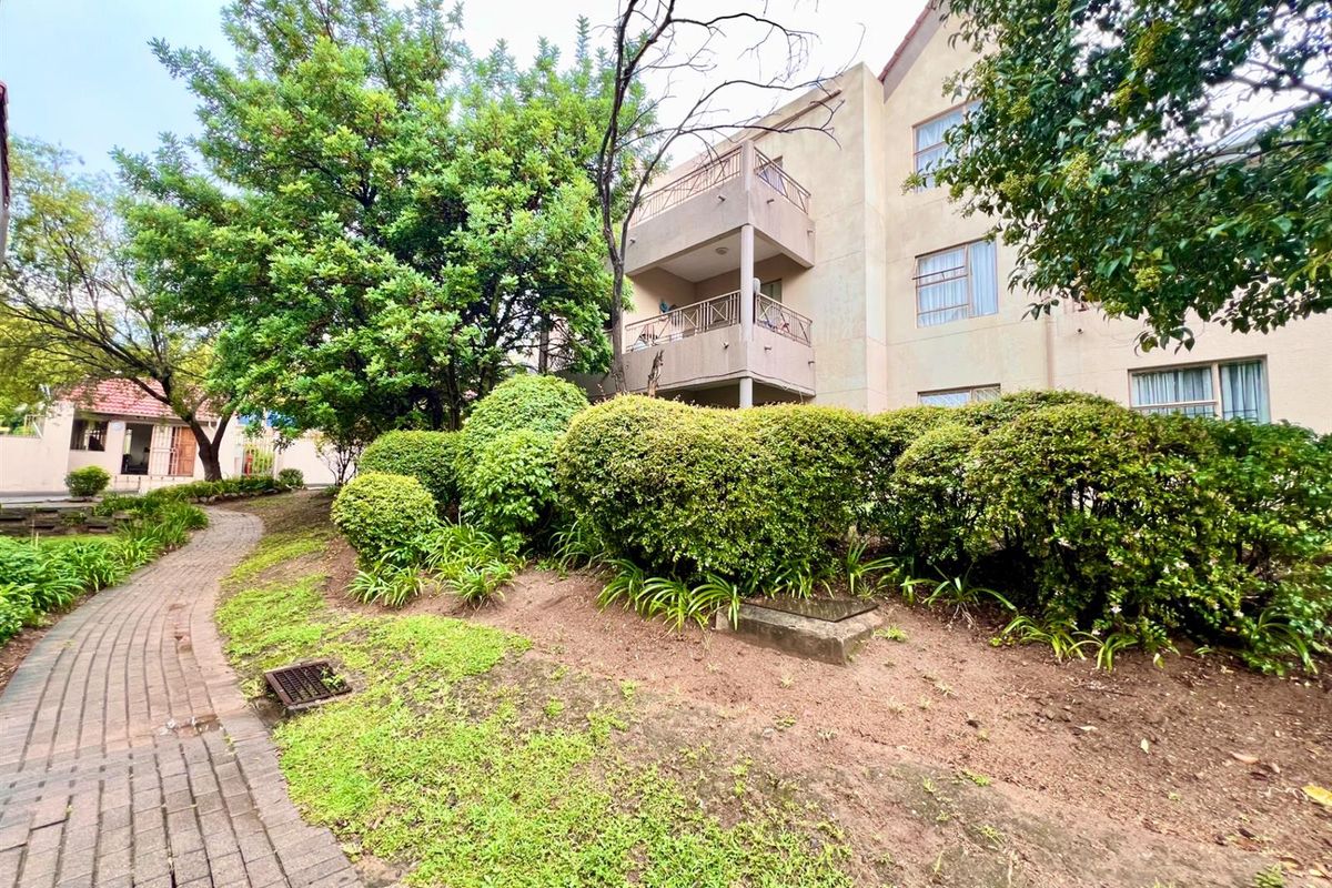 Affordable 2 Bedroom Apartment - Photo 3