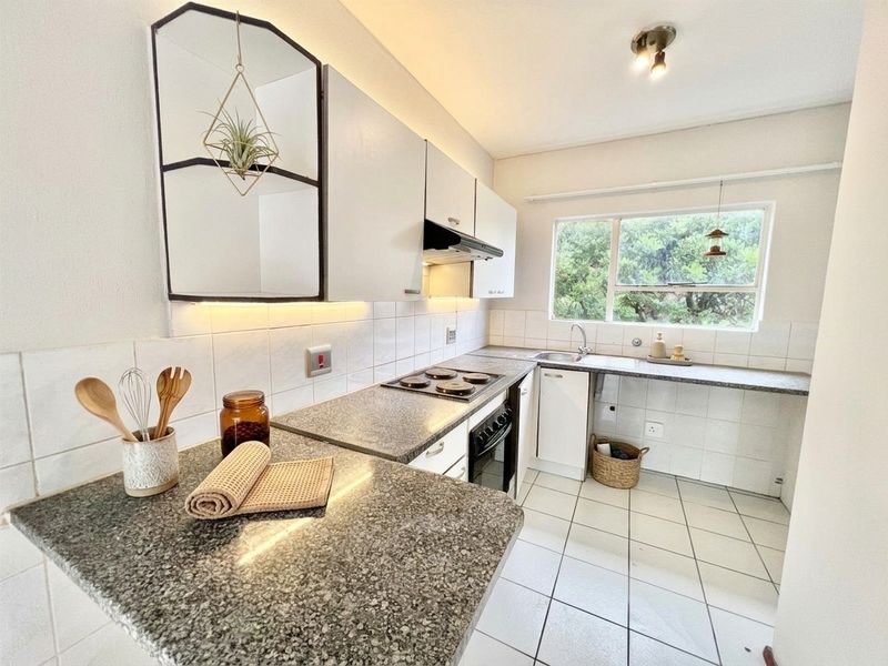 Affordable 2 Bedroom Apartment - Photo 2
