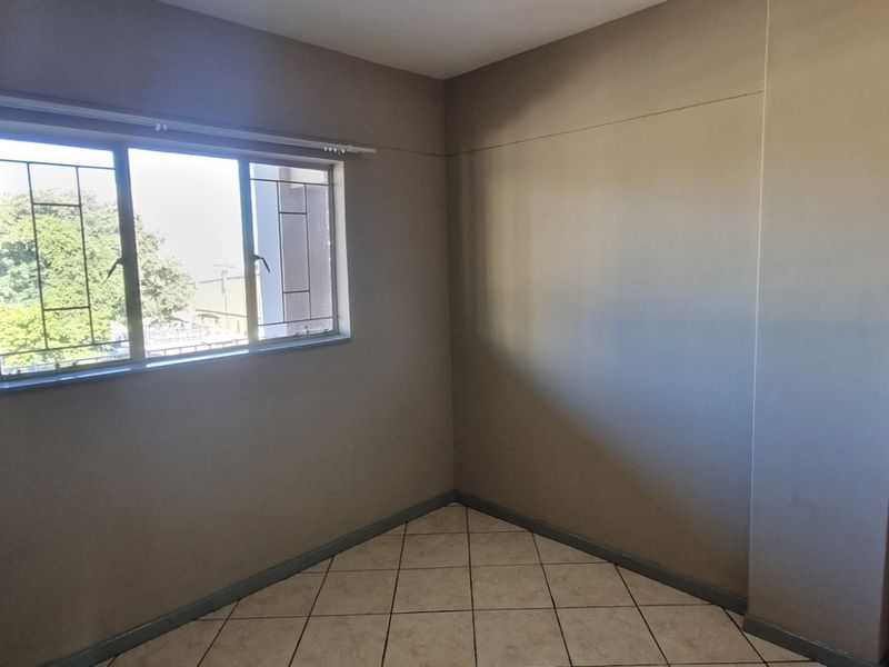 Apartment To Rent in Brits Central, Brits, North West - Photo 4