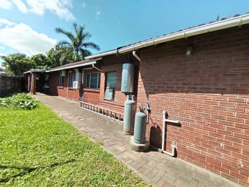 3 BEDROOM HOUSE FOR SALE IN ARBORETUM, RICHARDS BAY - Photo 1