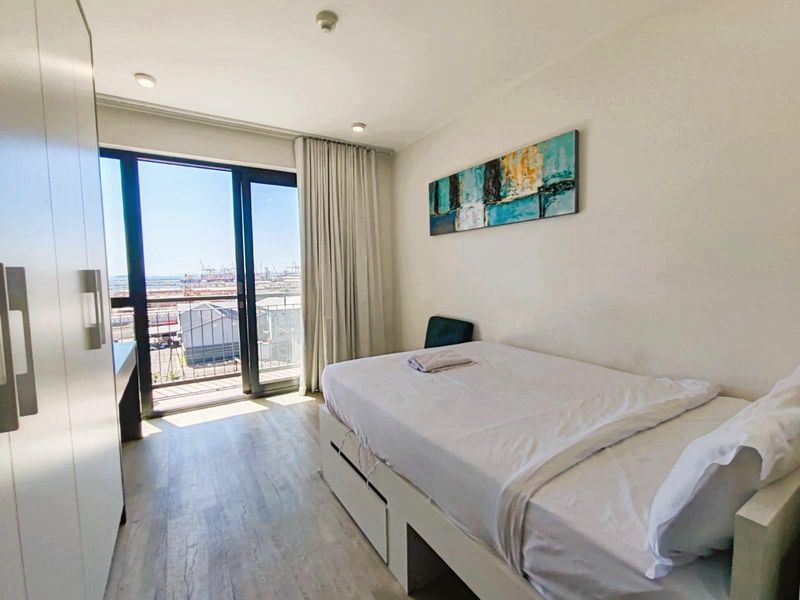 No Trasfer Duty Apartments For Sale in Woodstock, Cape Town - Photo 3