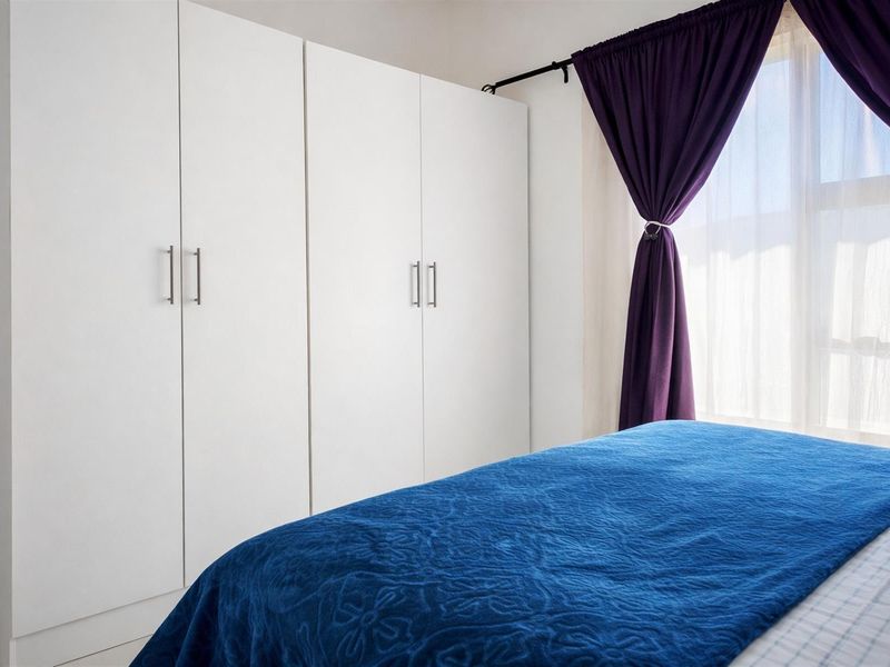 Coastal Dual-Living Property with Proven Rental Income: Franskraal, Gansbaai - Photo 7