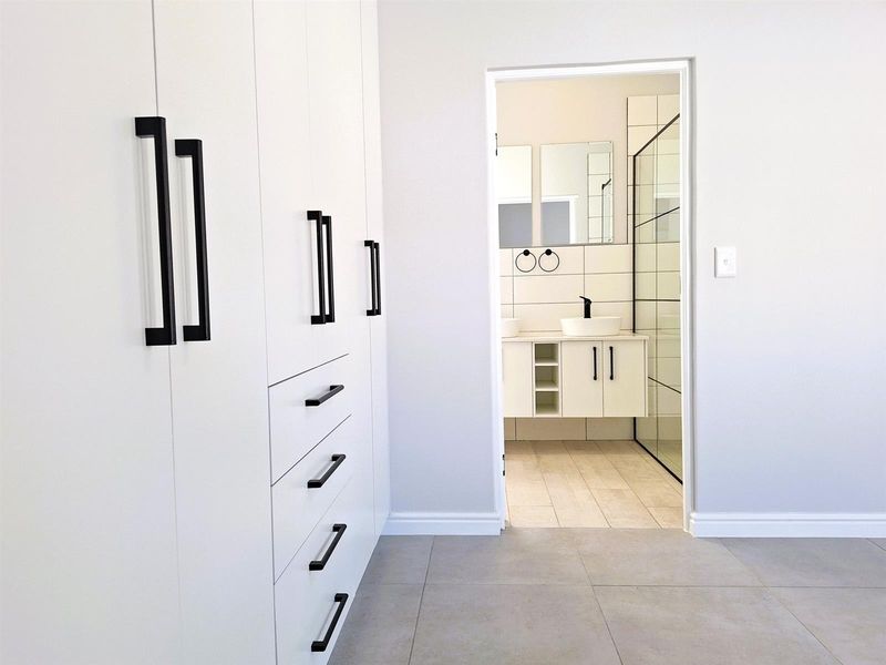 A Fresh Start by the Sea: Your New Home in Shelley Point - Photo 10