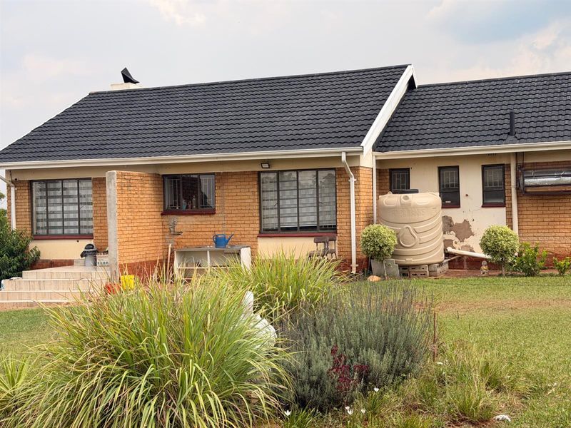 House For Sale in Signal Hill, Newcastle, KwaZulu Natal - Photo 10