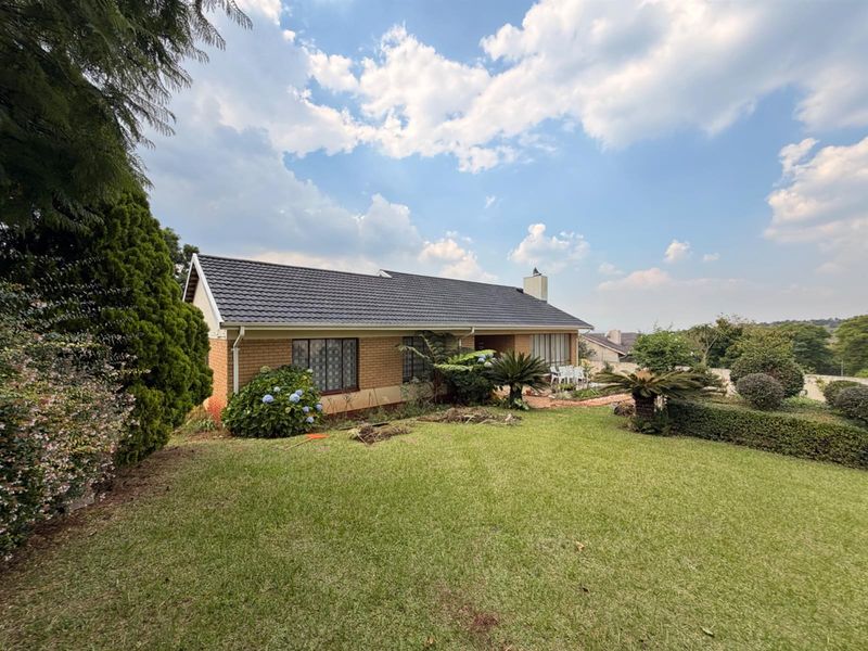 House For Sale in Signal Hill, Newcastle, KwaZulu Natal - Photo 2