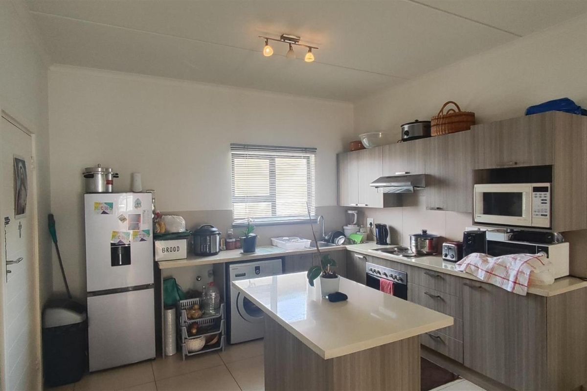 Accepting offers - Apartment For Sale in Comet, Boksburg - Photo 5