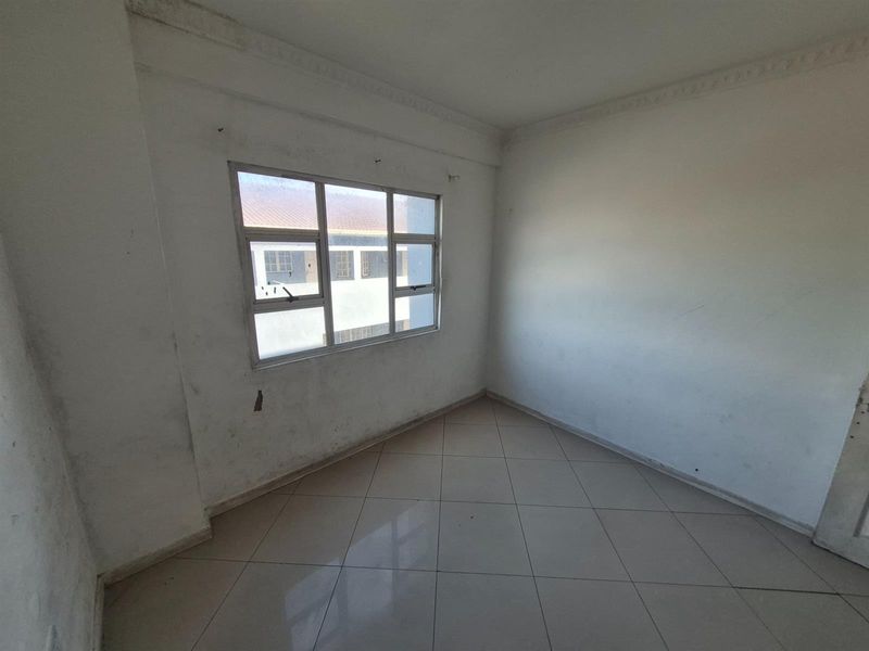 2.5 Bedroom flat For Sale in Bluff, Durban, KwaZulu Natal - Photo 6
