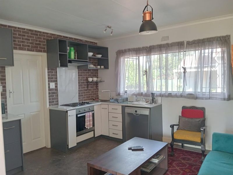 Apartment To Rent in Fairland, Randburg - Photo 3