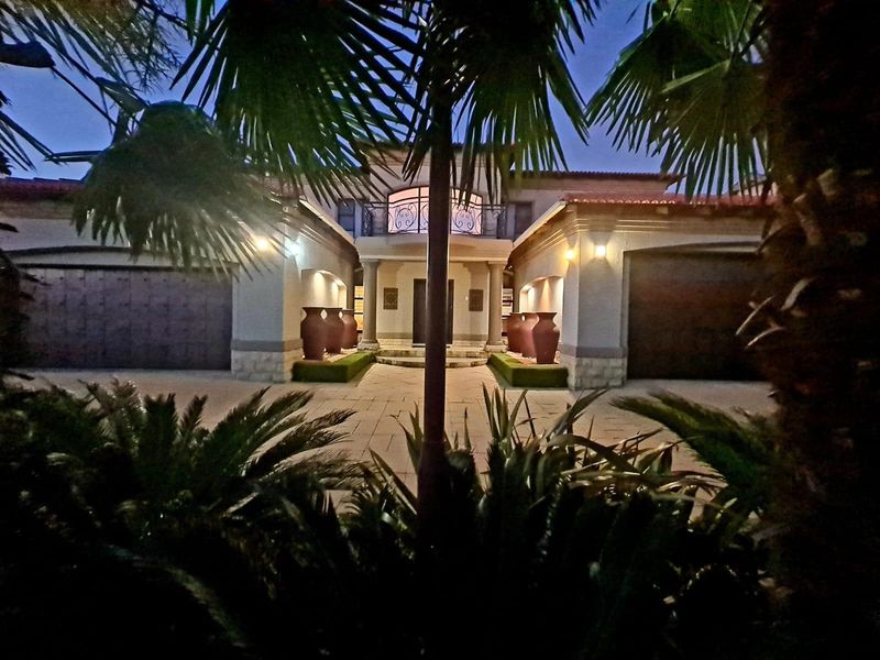 Timeless Elegance in Tuscany Estate - Luxury Living with Space, Comfort, and Sustainability - Photo 4