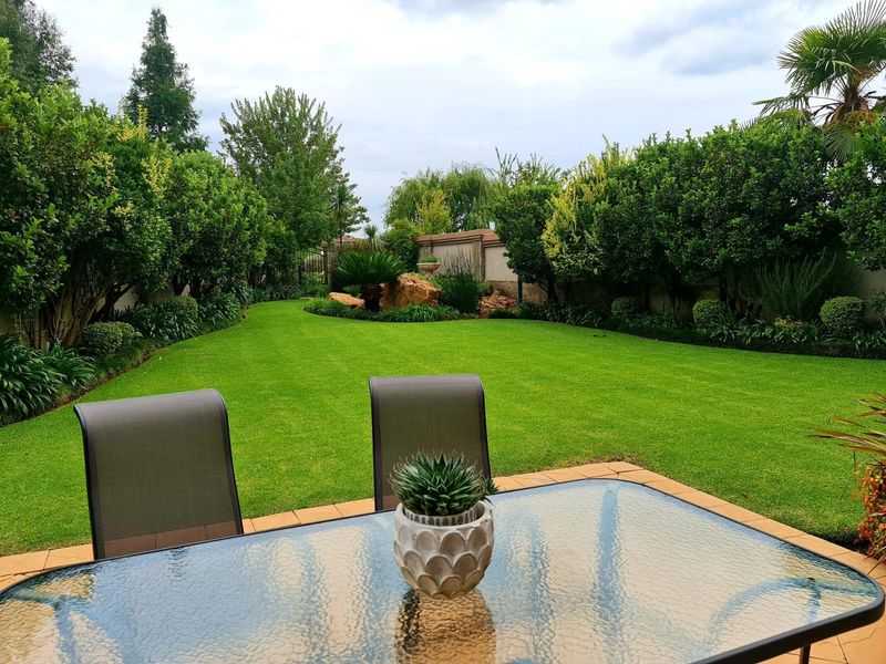 Timeless Elegance in Tuscany Estate - Luxury Living with Space, Comfort, and Sustainability - Photo 8