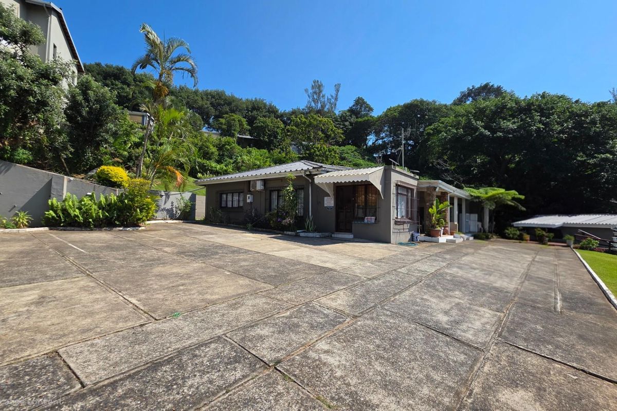 House For Sale in Margate, KwaZulu Natal - Photo 4