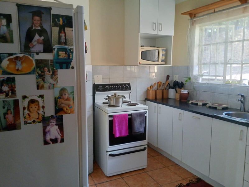 House For Sale in Silverton, Pretoria - Photo 4