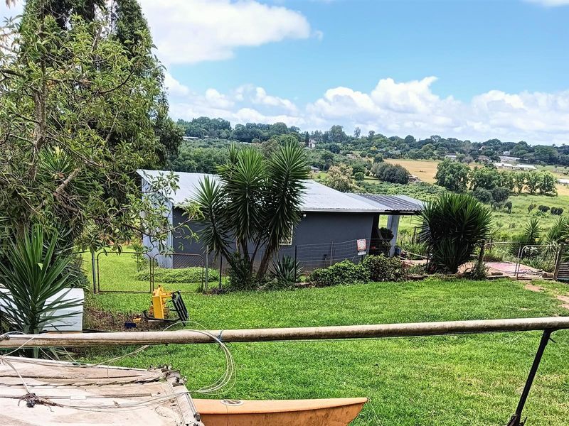 LOCATION. LOCATION. LOCATION. Multi-Dwelling Smallholding with Endless Potential - Photo 4