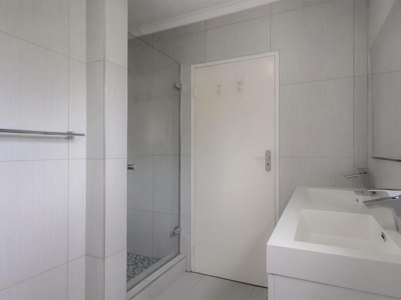 Apartment For Sale in Strathavon, Sandton - Photo 10