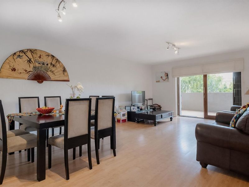 Apartment For Sale in Strathavon, Sandton - Photo 4