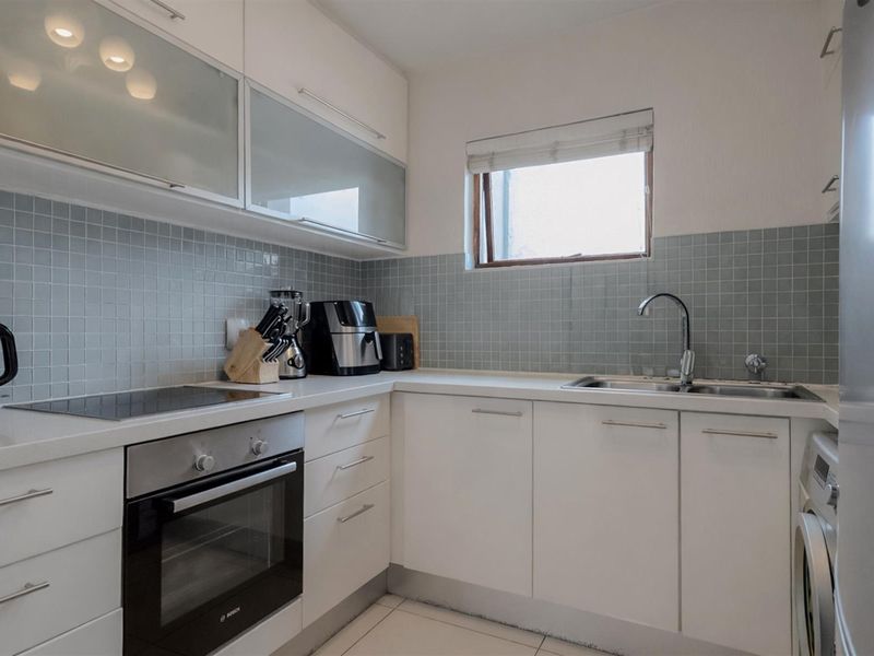 Apartment For Sale in Strathavon, Sandton - Photo 3