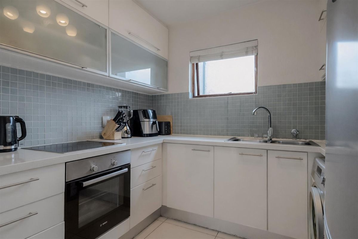 Apartment For Sale in Strathavon, Sandton - Photo 3