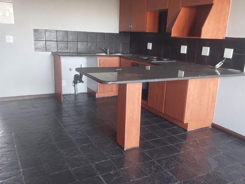 2 Bedroom,1 Bath apartment for Rent in Noordwyk - Photo 4