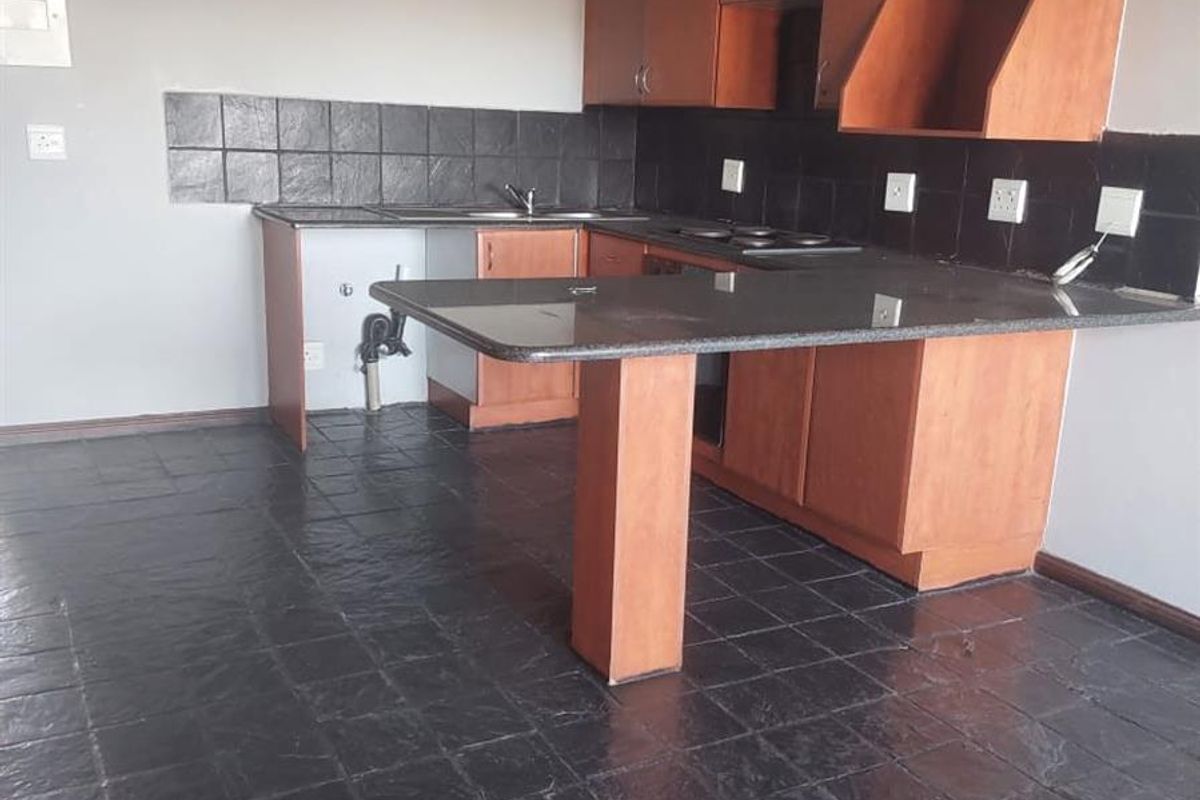 2 Bedroom,1 Bath apartment for Rent in Noordwyk - Photo 4