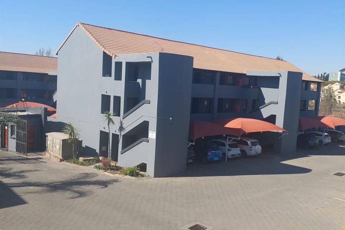 2 Bedroom,1 Bath apartment for Rent in Noordwyk - Photo 2