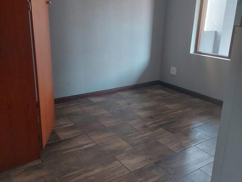 2 Bedroom,1 Bath apartment for Rent in Noordwyk - Photo 7