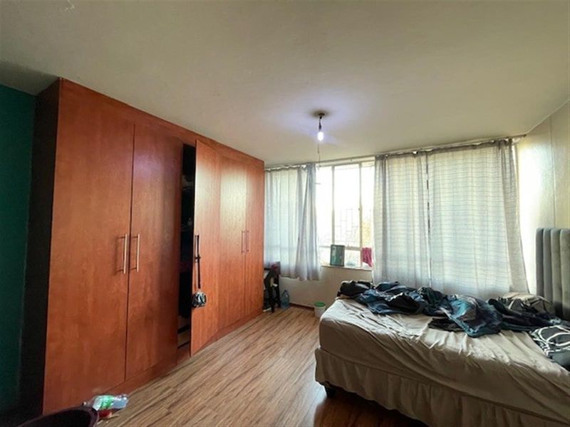 Investment Property for Sale in Sunnyside. - Photo 5