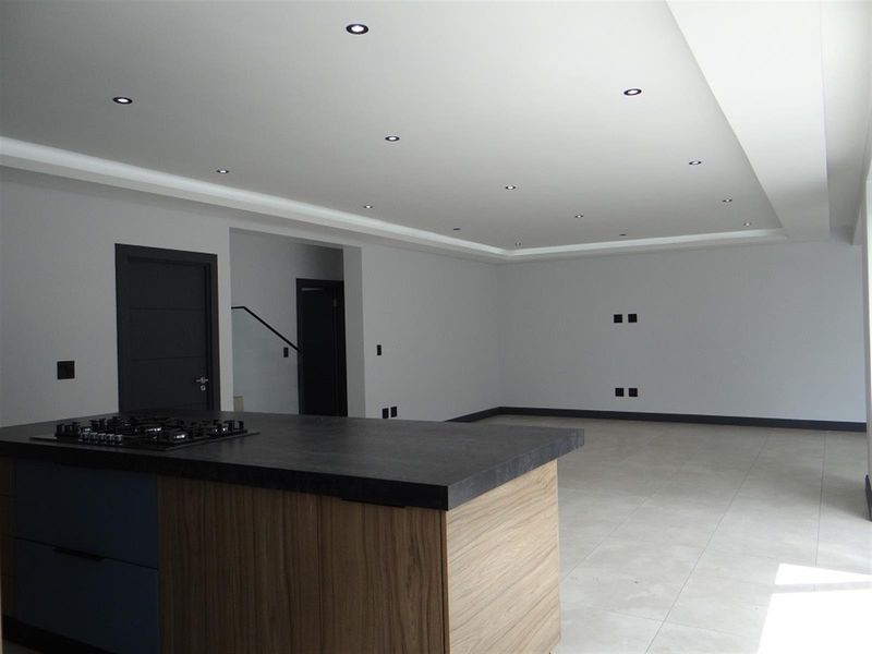 House For Sale in Fountainbrook Estate, Midstream Estate, Centurion - Photo 3