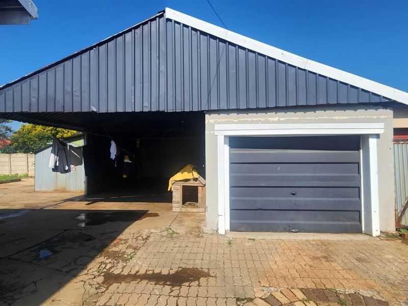 3 Bedroom 2 bathroom House For Sale in Brakpan Central, Brakpan - Photo 8